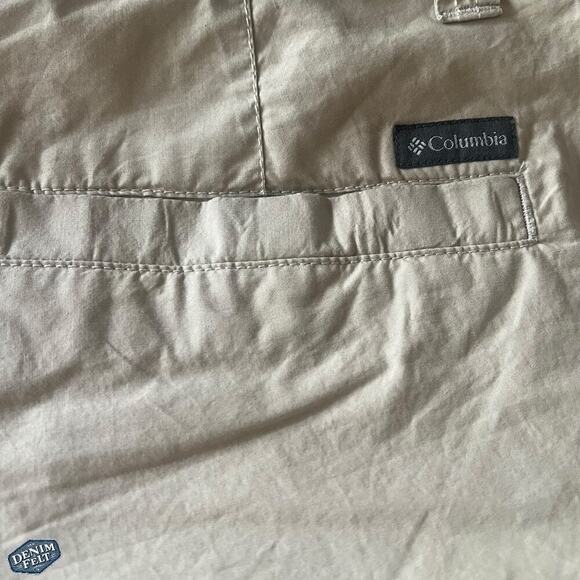Columbia Mens Fossil (Tan) Washed Out Lightweight Summer Shorts | NEW/NWT!! - Picture 8 of 15